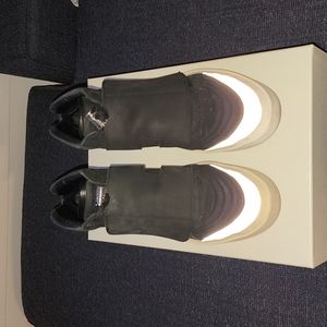 Fear of God Mid Skate Sneaker Black sz42